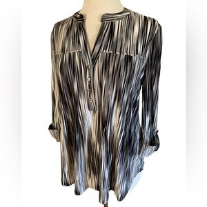 COCOMO Large Gray Black White 3/4 sleeve women’s Pintuck Blouse top shirt